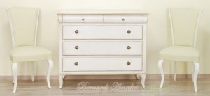 Classic wooden chest of drawers with lacquered finish